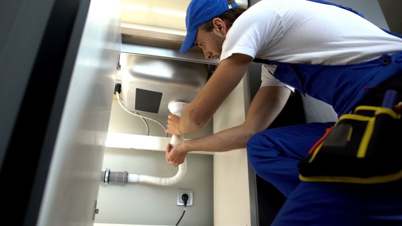 10 Signs You Need A Plumber Right Away